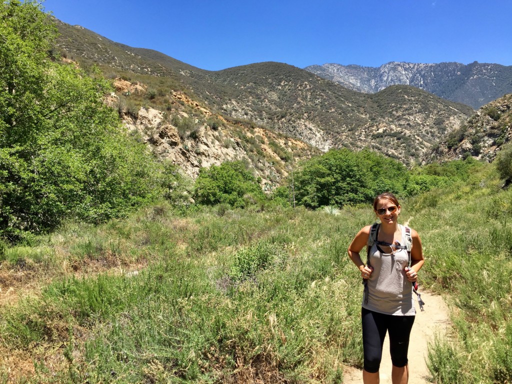 HDRtist HDR - http://www.ohanaware.com/hdrtist/