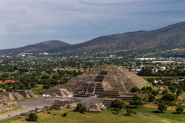 Looking at the moon from the sun.