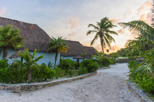 La Vita é Bella in Tulum - the path leading from our cabaña to the beach.