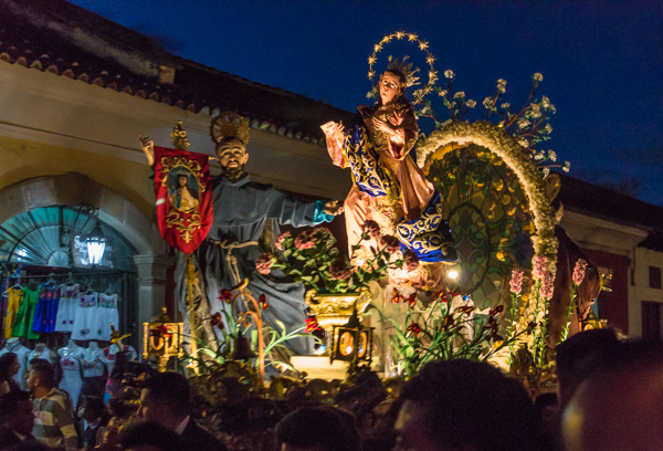 Antigua's Christmas parade on the 6th. You can't tell in the photo, but this "float" was being carried through the town on the backs of several dozen small children!