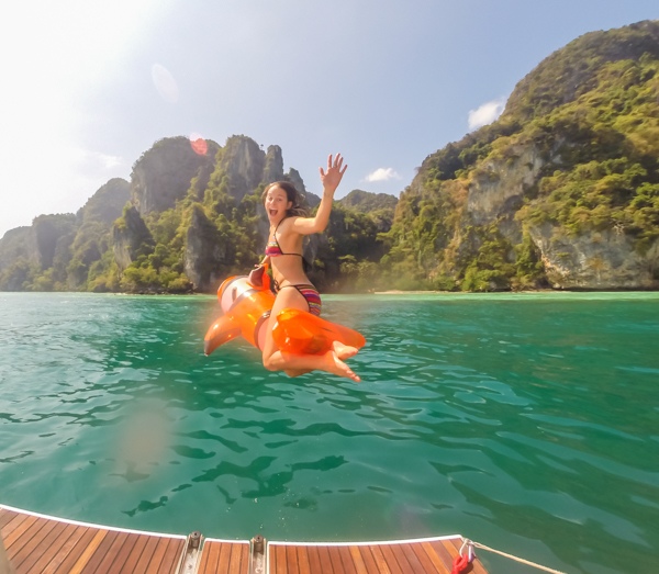 Managed to catch myself mid-air on Nemo. Not a bad spot for a swim off the back of the boat, you think? 