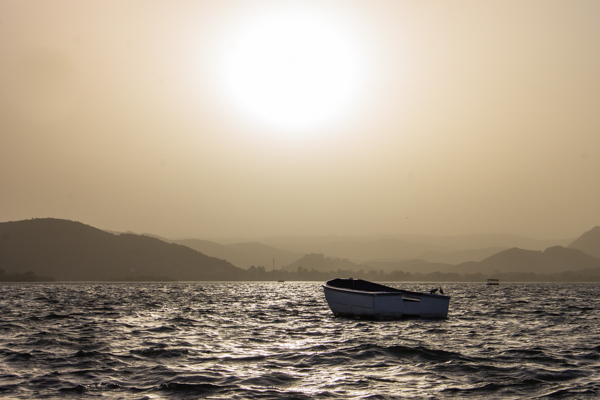Sunset on Lake Pichola in Udaipur.