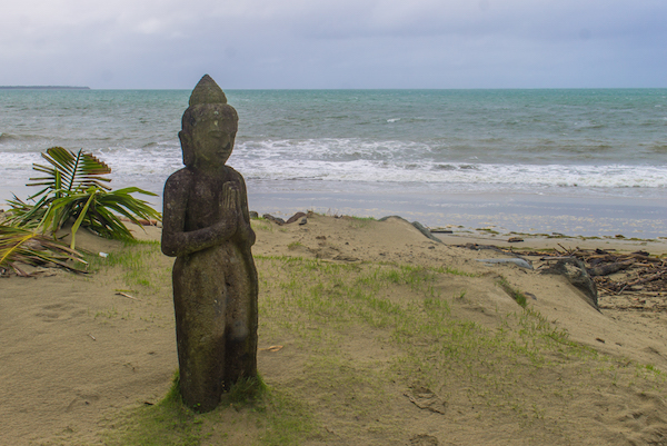 One the skies clear, I can't wait to see just how gorgeously clear the water is here!