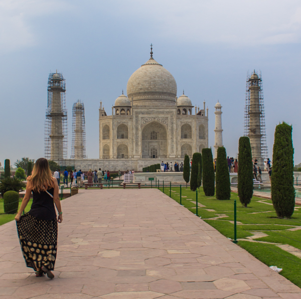 DOUBLE Sunday Snaps:A Color Frenzy, a World Wonder, and the Holiest City in the World