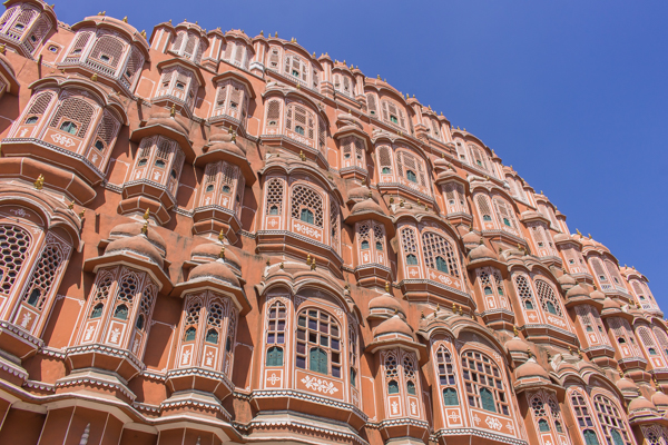 We stopped by the Pink Palace on the way to Amber Fort. It's like the ultimate Barbie dreamhouse. 